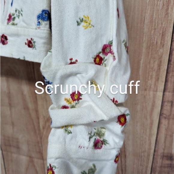 Alice + Olivia Off White Multi Renee Embroidered Cropped Denim Jacket XS NWOT - Picture 7 of 11